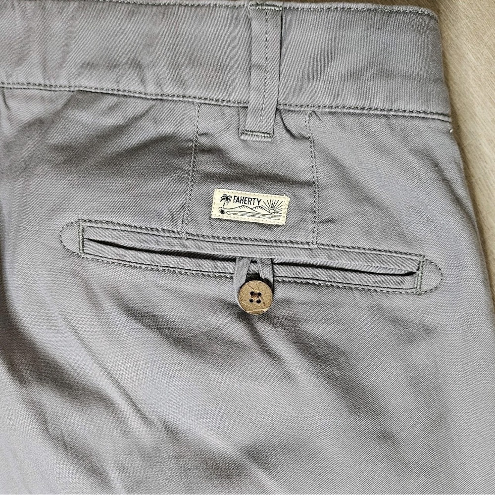 Faherty Mens Chino Pants Organic Cotton Blend Size 33 Gray Stretch - Picture 3 of 9
